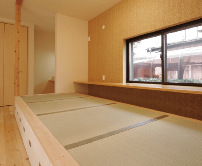 ちょこっとゴロ寝や子どもの遊び場に