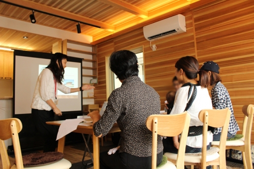 佐村建設サムラホームイベント完成見学会無垢材塗り壁ヘルシーカラー
